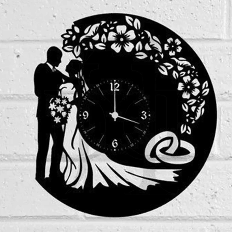 327MDC00557-Wedding-Viny-Record-Wall-Clock