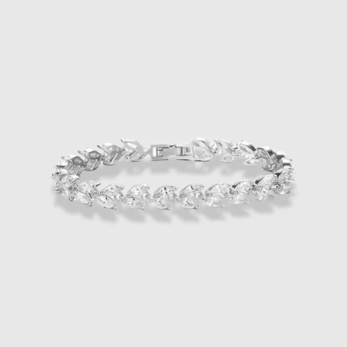 Feminine Silver Leaf Thin Bracelet