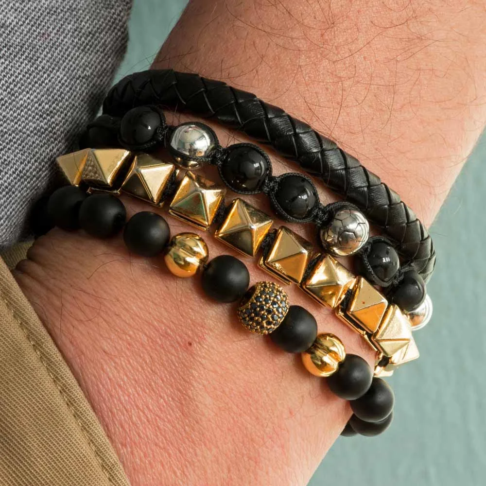 Set of stackable bracelets